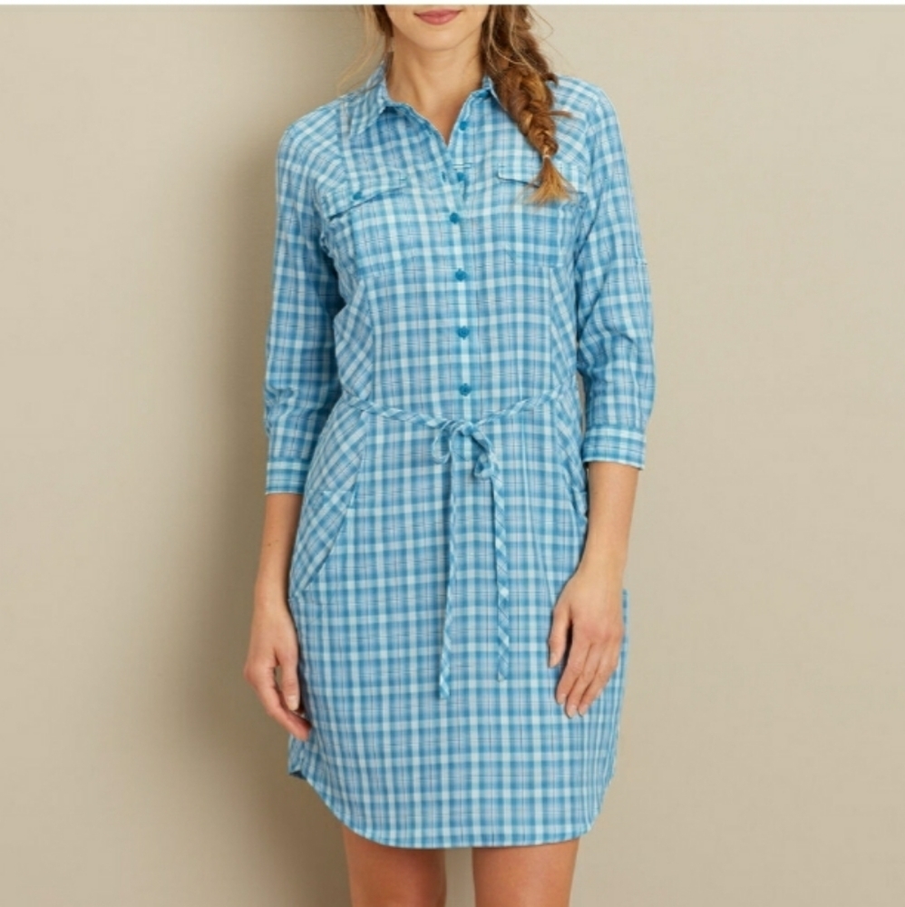 NWT Duluth Trading Co. Armachillo Cooling Plaid Dress Medium Blue & White Size M